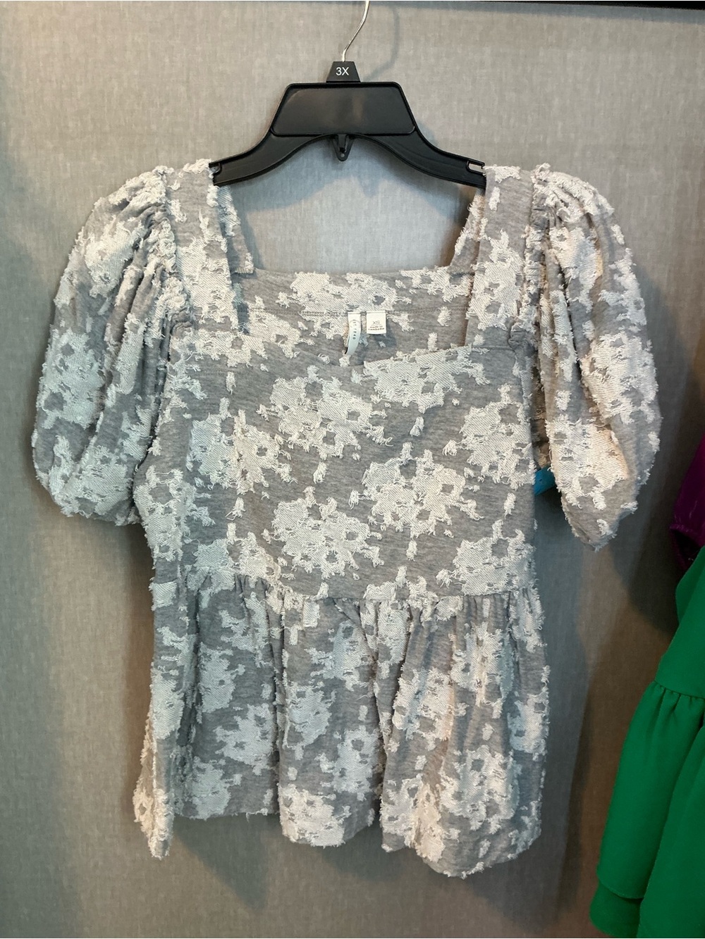 Cato Gray and White Textured Puff-Sleeve Square Neck Top